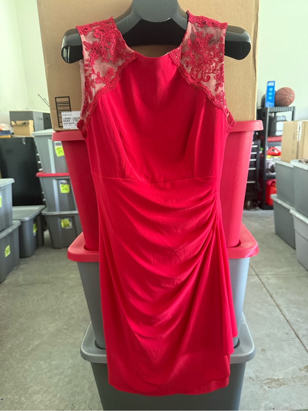 Sleeveless Red Lace Yoke Sheath Dress p46